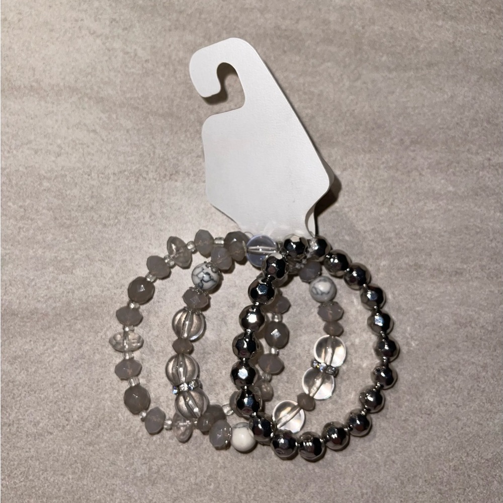 Bracelets - Picture 2 of 3